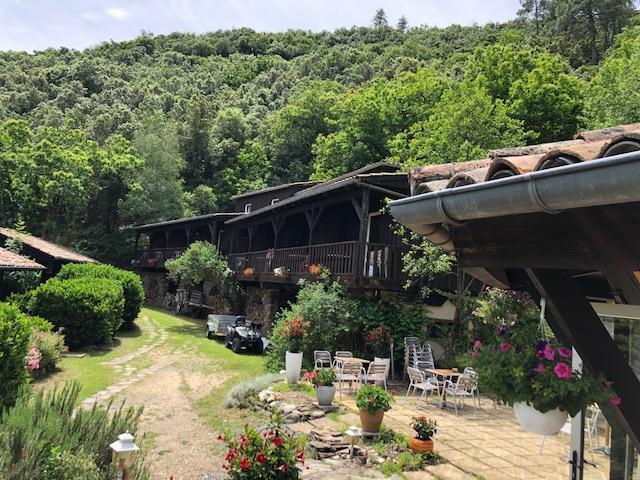 Le Sentier Des Arches Hotel Beaumont  Ngoại thất bức ảnh